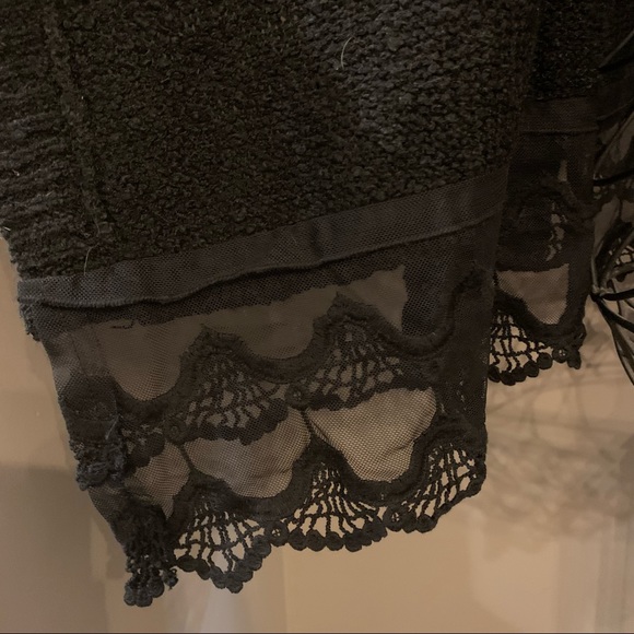 Signature Studio Long Black Cardigan Sweater with Lace Trim - Picture 4 of 7